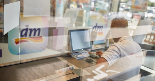 Digitales Bargeldmanagement mit CETIS.EMC in 1000 dm-Märkten